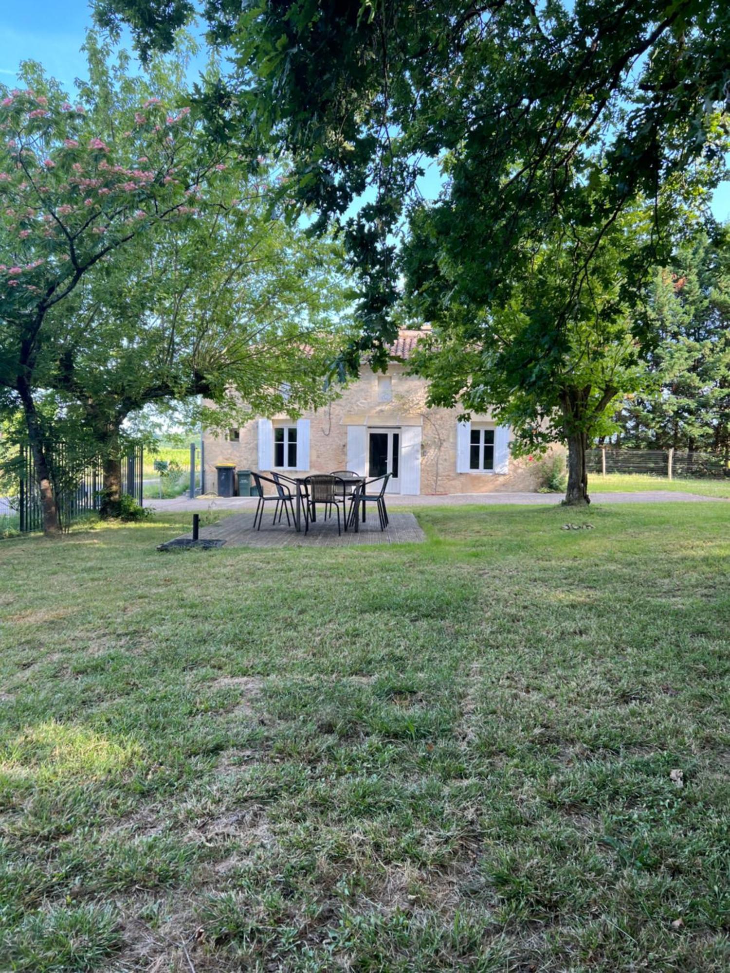 Maison De Campagne Chez Georges Saint-Sulpice-de-Pommiers Екстер'єр фото